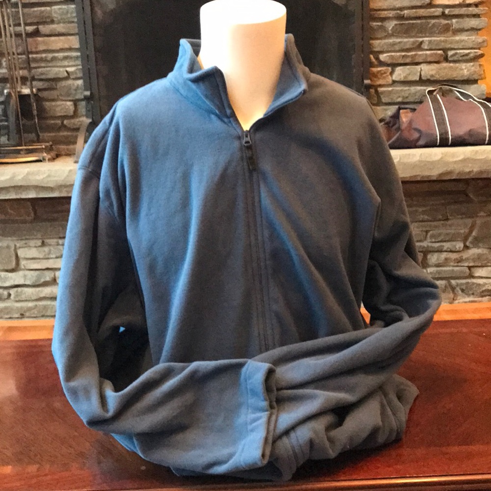 Men’s Lands End Full Zipup.